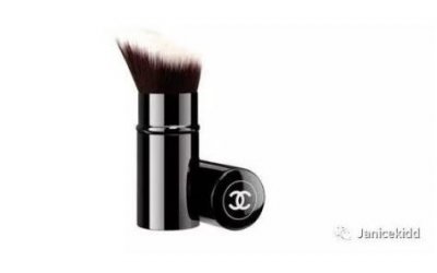 ​香奈儿伸缩粉底刷多少钱？香奈儿伸缩粉底刷怎么样？