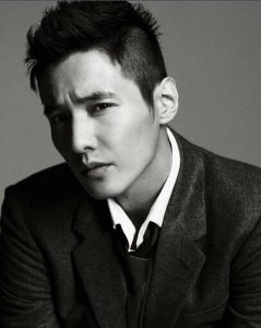 ​相恋3年走入婚姻 男神元斌与李娜英低调着幸福