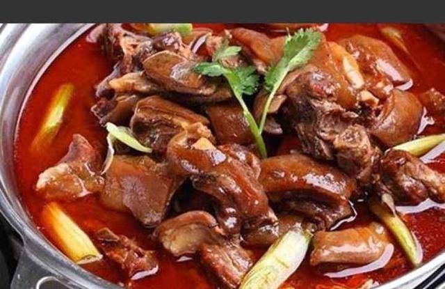 回民为什么不能提猪肉，为什么回族人不吃肉？图4