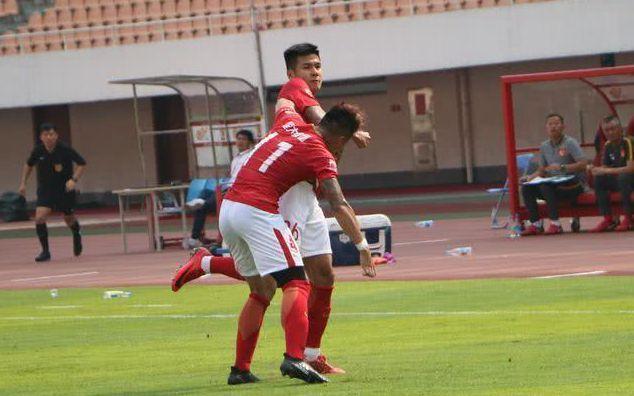 阿兰恶意报复 队友拳头相向 丑事不断的恒大这是咋的啦？