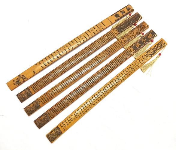 戒尺是什么意思（戒尺解释）