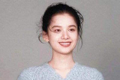 ​惊艳！24岁张婧怡，天使般的颜值让人瞠目结舌！