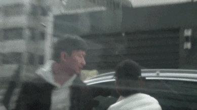 陈小艺被曝姐弟恋，李若彤微博ID改回本名