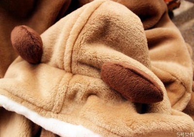 ​珊瑚绒睡衣发霉怎么洗 珊瑚绒睡衣多久洗一次