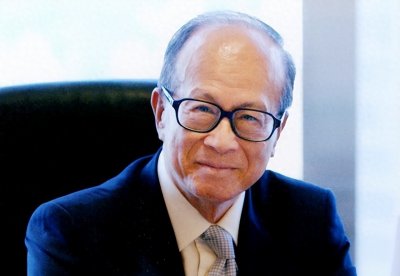 ​风水大师蔡伯励，只一句“你亡妻死得惨”，就收了李嘉诚200万