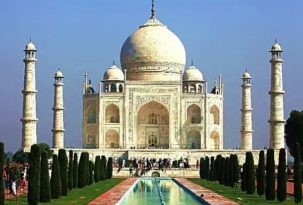 印度国土面积多少平方公里：约298万平方公里(位于南亚)