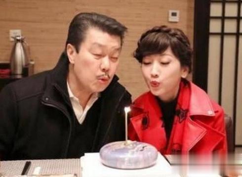 赵雅芝的儿媳妇曝光，比当年的赵雅芝还美，网友：两人像姐妹！