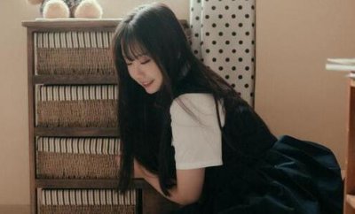 ​和话少的女生怎么聊天？让她有兴趣和你聊下去