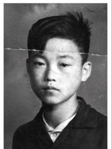 ​此人3岁被中国人收养，16岁被生母接回日本，称长的是中国人的肉