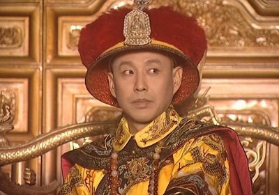 ​察哈尔王是康熙帝的表兄，三藩之乱时，他为何也起兵造反？