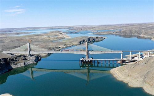 中国新疆又一铁路全线贯通 官方称北疆铁路环线正式形成