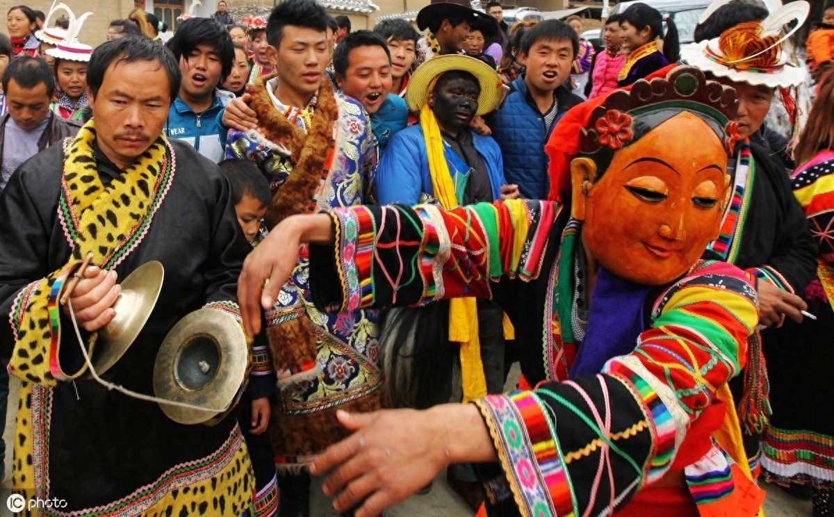 探秘中国最独特族裔——白马人,东亚最古老的部族