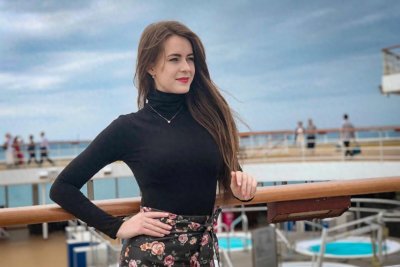 ​原来娶一位乌克兰姑娘还是很容易的；不要车不要房