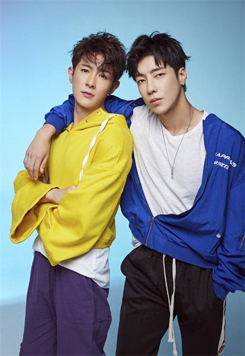 高瀚宇 季肖冰组合 运动风阳光帅气