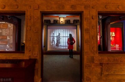 ​现代文学中的“自由人”是啥意思？还有“第三种人”？