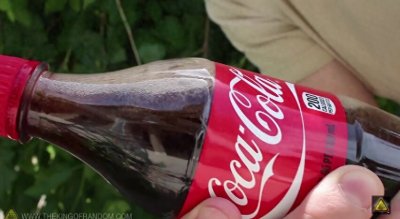 ​科学达人教你自制可乐沙冰，液态可乐三秒变身沙冰！