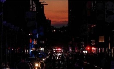 ​电力公司警告纽约或再次停电 时间可能更长