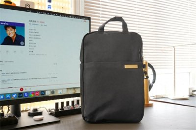 ​有哪些实用且高级的数码配件适合作为礼物送人？