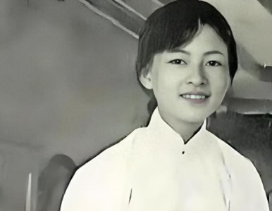 ​金岳霖爱林徽因一生，梁思成娶林洙那天，他在林徽因坟前倚墓而眠