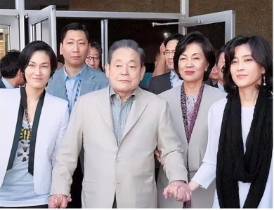 ​三星“太子爷”行贿入狱，三公主为爱殉情，二公主静候时机