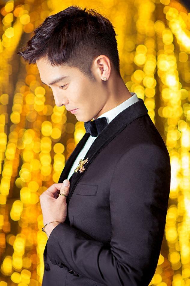 高颜值的内地小生盛一伦