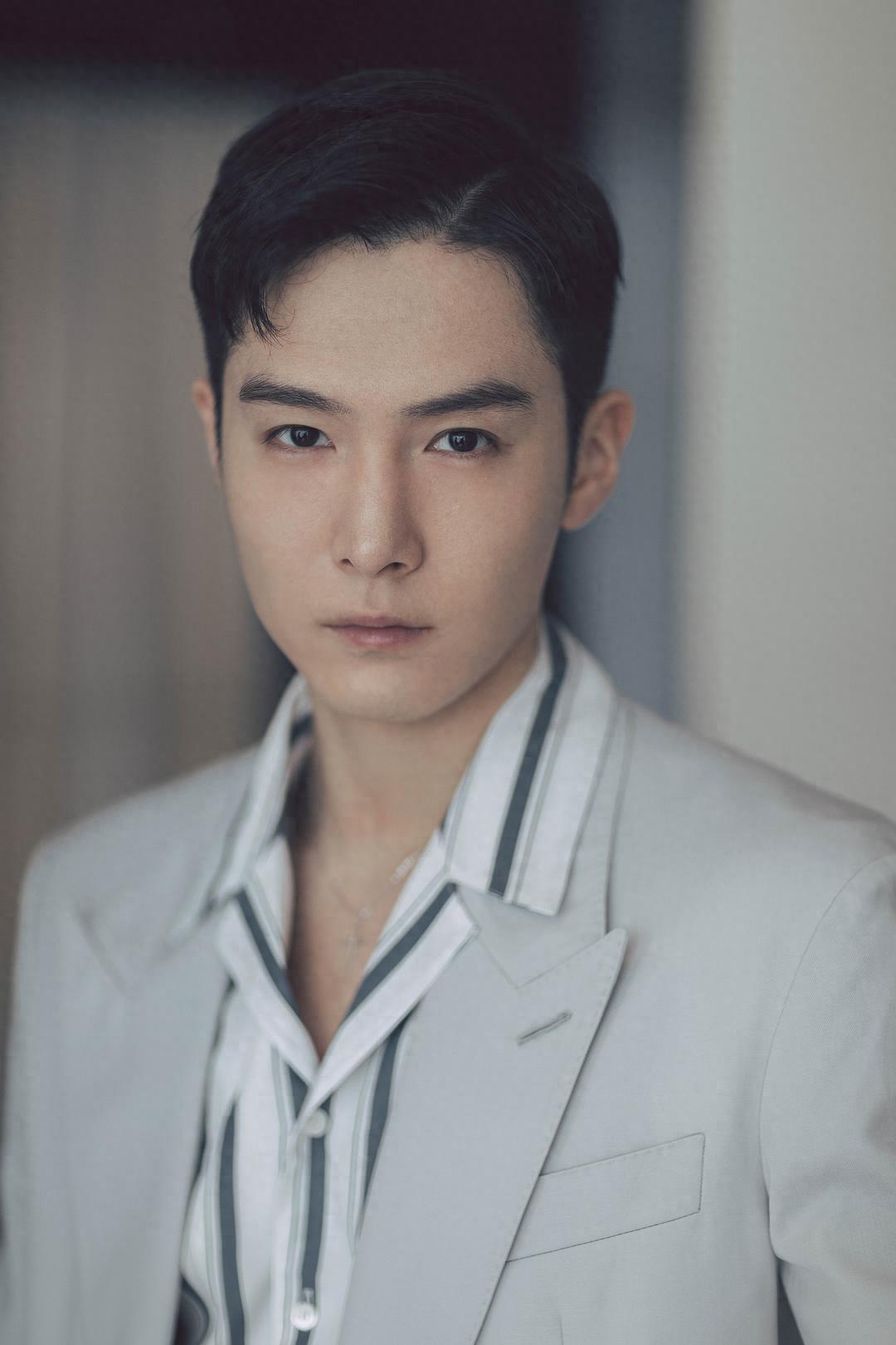 高颜值的内地小生盛一伦