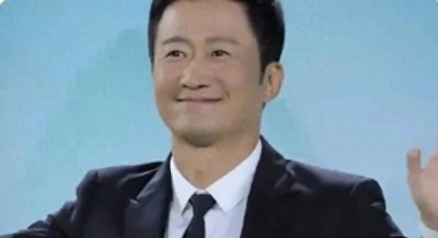 ​吴京：从武术冠军到百亿影帝的蜕变