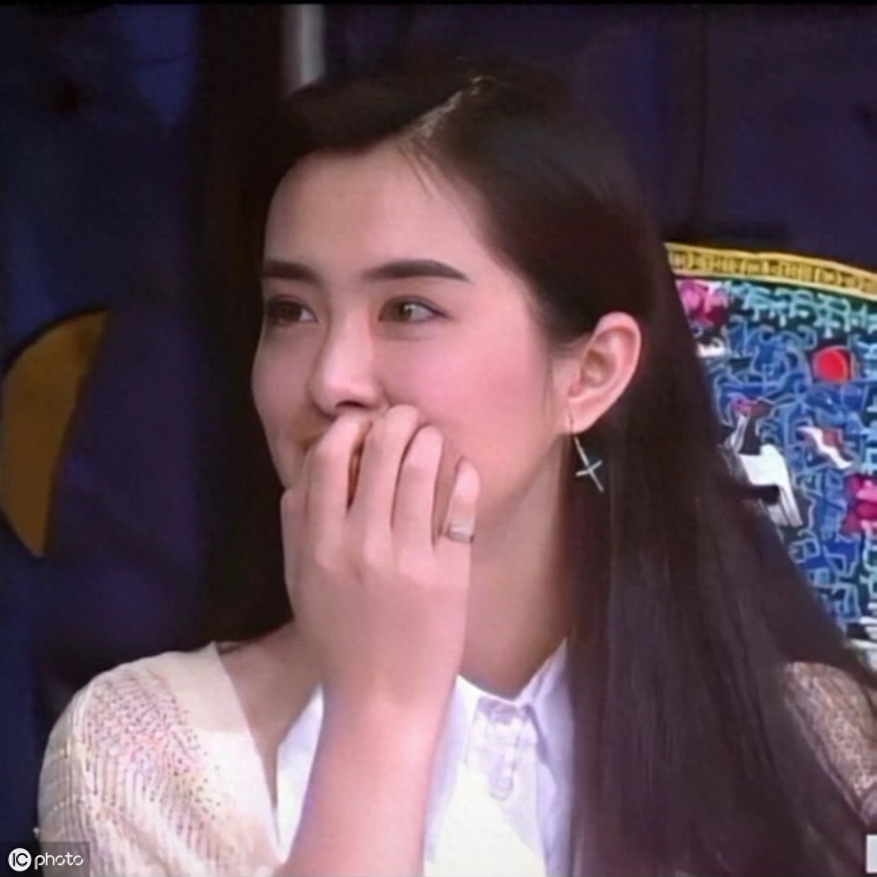 王祖贤，最美的10张照片欣赏，皮肤白皙，气质优雅