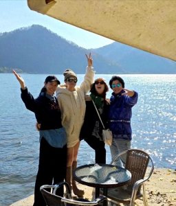 ​李泰兰与宋允儿金惠秀出游 贵妇生活让其青春永驻 摩登家庭令人难忘