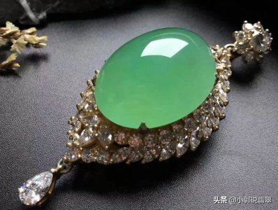 ​翡翠是怎么形成的（玻璃种翡翠是怎么形成的）