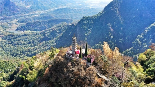 美庐曾作蒋介石的夏都官邸，是当年“第一夫人”宋美龄生活的房子