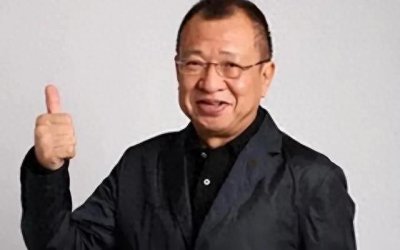 ​TVB老戏骨许绍雄与鲁迅孙子跨代聚会，家族背景曝光令人惊叹