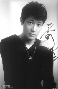 ​看多了浩二演鬼子，你可曾看过他当年在《午夜凶铃》里的龙套角色