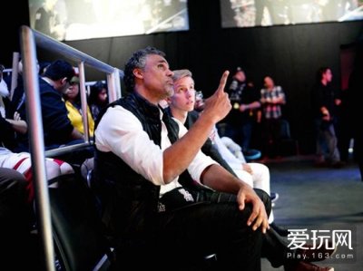 ​里克福克斯谈电竞发展：将在两年内与NHL平起平坐