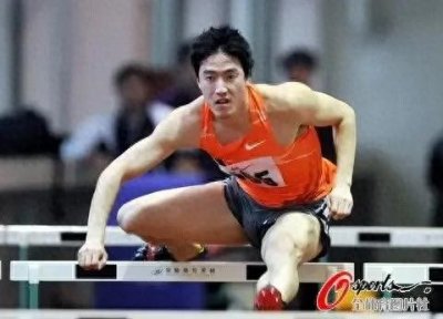 ​刘翔：跨栏赛道上的东方传奇