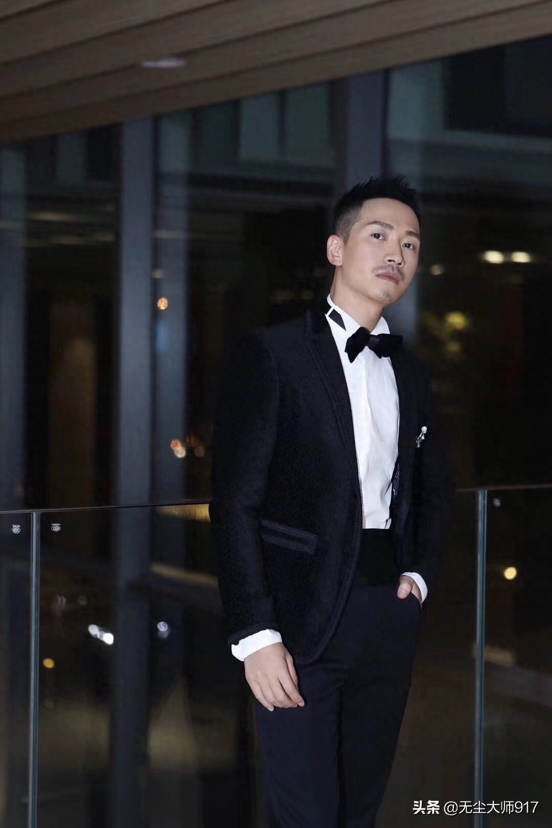 何晟铭，原名何敏，出生于“体操之乡”湖北仙桃