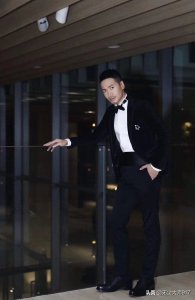 ​何晟铭，原名何敏，出生于“体操之乡”湖北仙桃