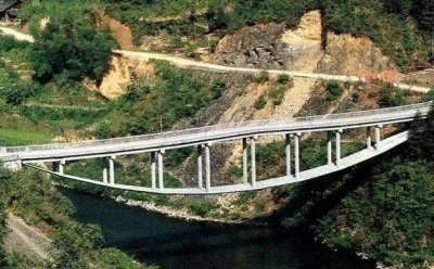 ​中国唯一“倒挂桥”——淘金桥，不见芳容，只有残骸（南下行2）