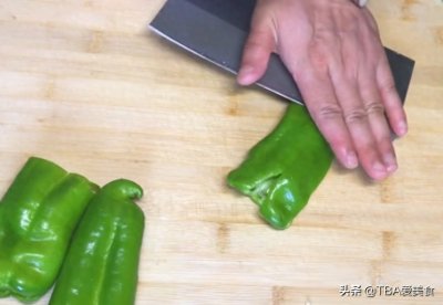 ​手把手教你做虎皮青椒，非油炸不油腻，香辣开胃，先收藏了