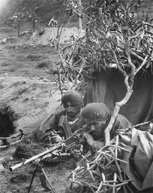 1962年中印战争：中国解放军横扫印军，完全碾压，厉害了我的国