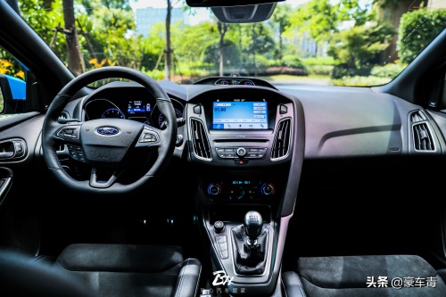 加速匹敌奥迪R系，福特福克斯RS赛道版