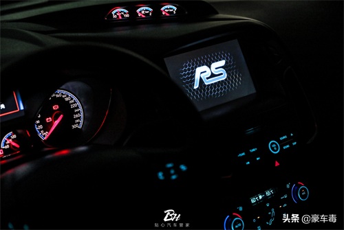 加速匹敌奥迪R系，福特福克斯RS赛道版