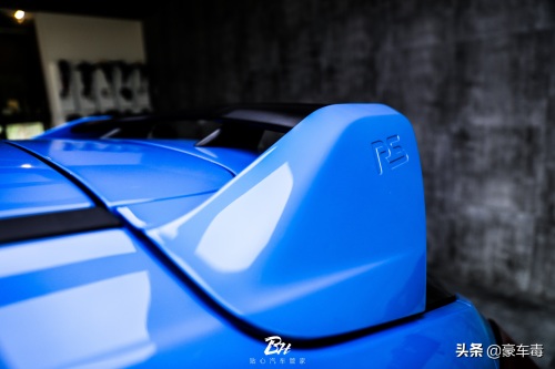 加速匹敌奥迪R系，福特福克斯RS赛道版