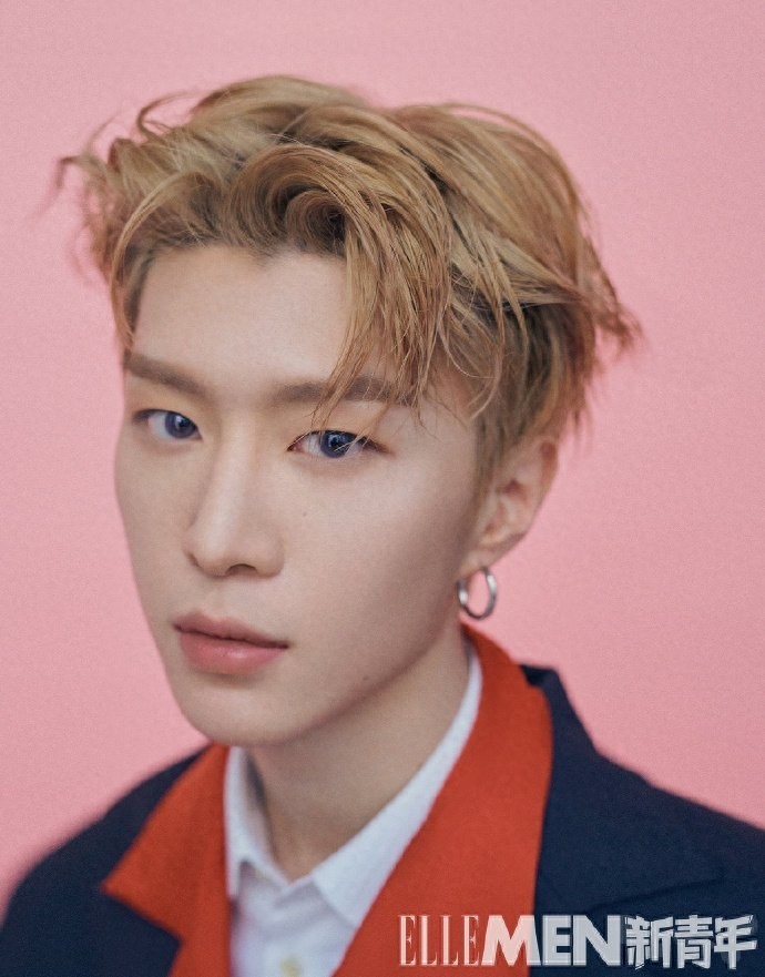 范丞丞不仅外形亮眼，演唱也十分出色，音乐也有自己的特色