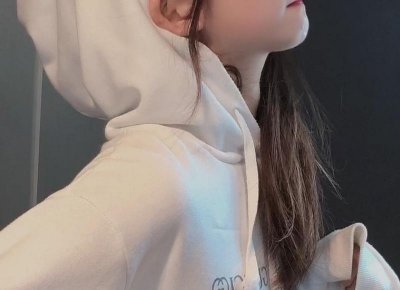 ​幽默夸女孩子漂亮的话 夸女生的一句话简短