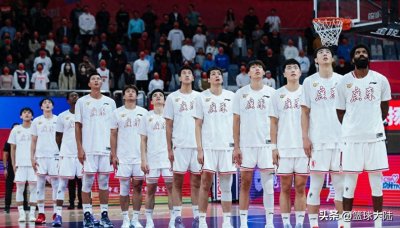 ​广东宏远最强12人大名单出炉！前锋内线大换血，杜锋有信心重建