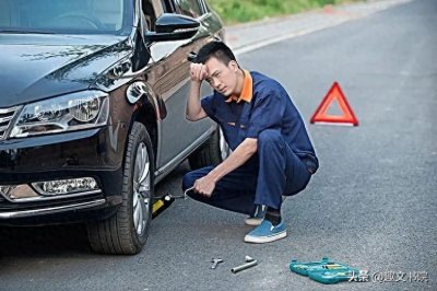 ​学历不高可以去做的几个行业，＂上手容易工资还高＂