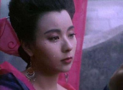 ​李美凤：电眼美人，曾败邱淑贞夺港姐亚军，今嫁入豪门人生美满