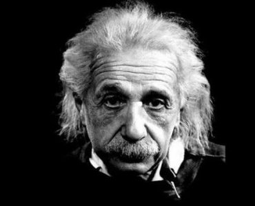 ​希特勒为什么迫害犹太人？原来是为了得到他