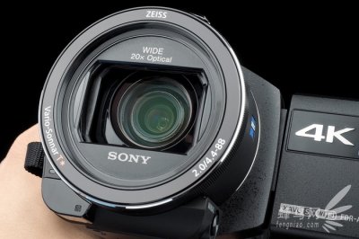 ​4K拍摄+内置投影 索尼AXP55摄像机评测
